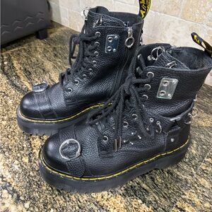 NEW Dr Martens Jadon HDW platform boots quad sole chunky  EU41 US9